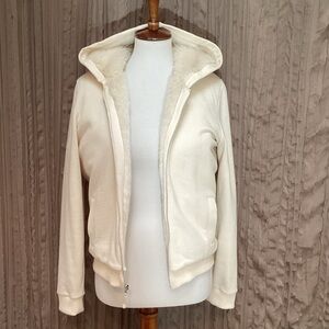 GAP Women's faux fur Teddy Jacket, hood, full front zip, front pockets, Medium